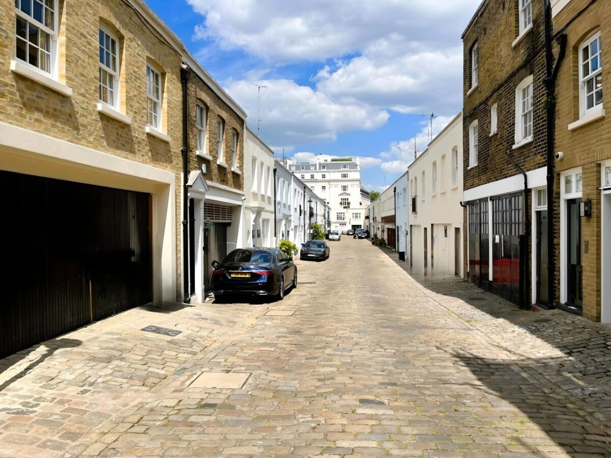 Eccleston Mews, Belgravia, London SW1